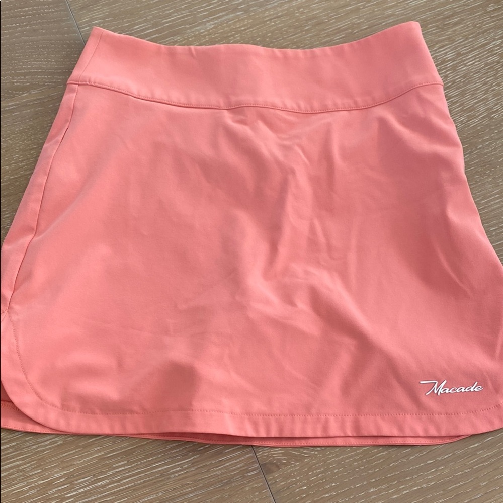 Macade golf Coral Skort